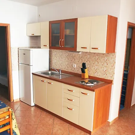 Apartment Mandre 4092a